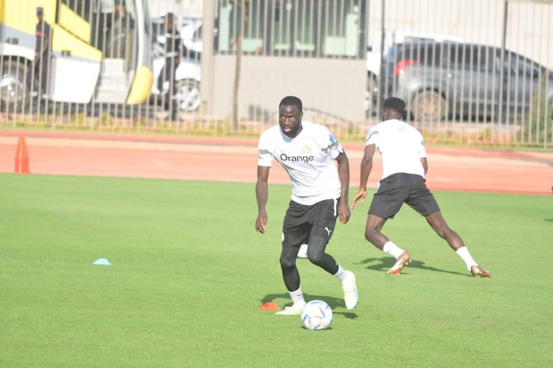 ⚽️ Non convoqué par Aliou Cissé, Kouyaté s'est entraîné avec le groupe 1 ⚽️ Non convoqué par Aliou Cissé, Kouyaté s’est entraîné avec le groupe