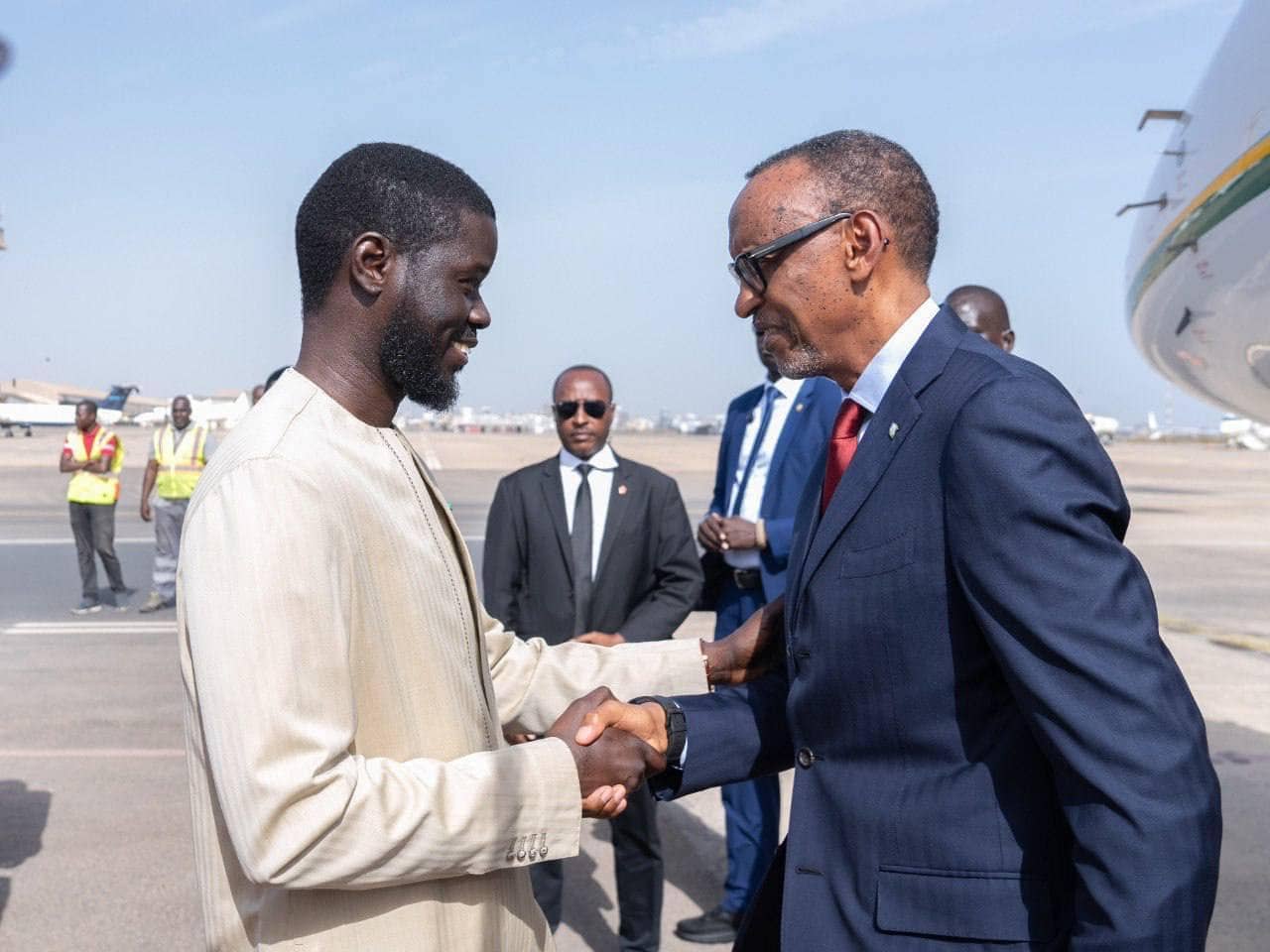 🇸🇳 Le Président Rwandais Kagamé à Dakar pour une Visite de Travail de Deux Jours 1 🇸🇳 Le Président Rwandais Kagamé à Dakar pour une Visite de Travail de Deux Jours