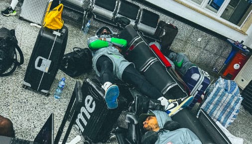 ️⚽️ Scandale en Libye : Les Super Eagles du Nigeria bloqués à l’aéroport à la veille d’un match décisif 1 ️⚽️ Scandale en Libye : Les Super Eagles du Nigeria bloqués à l’aéroport à la veille d’un match décisif