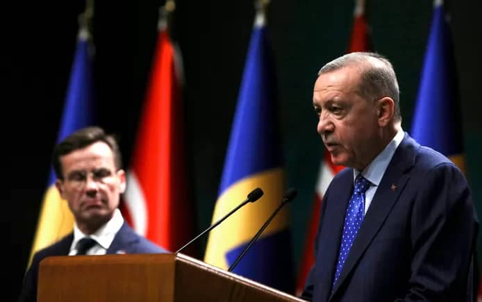 🇹🇷 🇸🇪 Rencontre entre la Turquie et la Suède pour discuter de l’adhésion de la Suède à l’OTAN 1 🇹🇷 🇸🇪 Rencontre entre la Turquie et la Suède pour discuter de l’adhésion de la Suède à l’OTAN