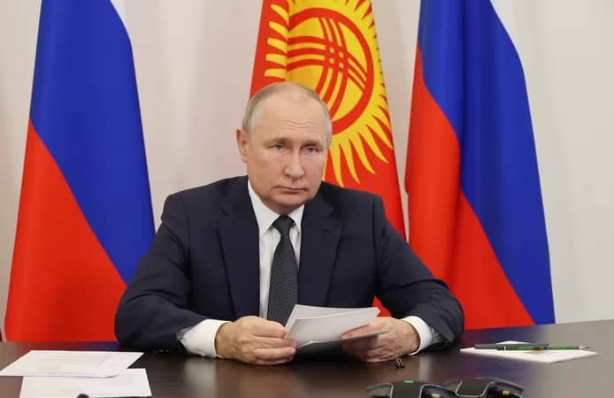 🇷🇺 La Russie est “invincible”, dit Poutine à des élèves pour la rentrée scolaire 1 🇷🇺 La Russie est “invincible”, dit Poutine à des élèves pour la rentrée scolaire