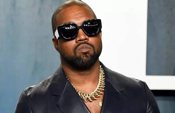 🇧🇪 Kanye West face à un policier lors de son voyage en Belgique: “Il a pointé une arme sur moi”