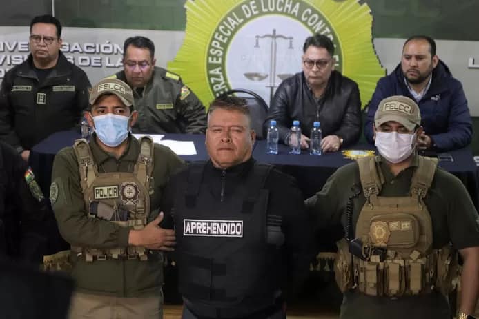 🇧🇴 Tentative de coup d’État en Bolivie, le chef de l’armée arrêté 1 🇧🇴 Tentative de coup d’État en Bolivie, le chef de l’armée arrêté