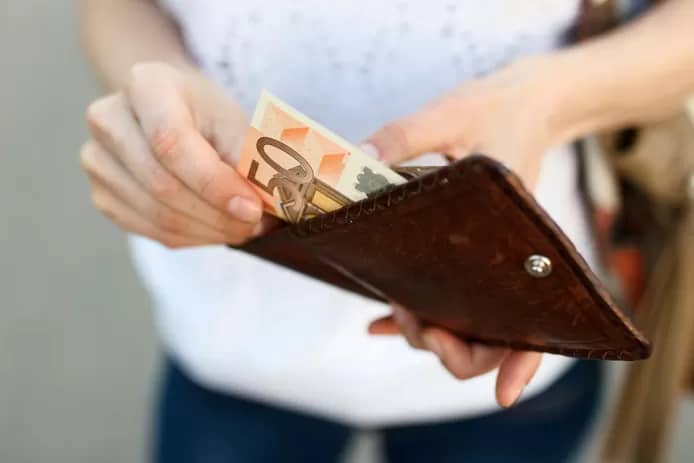 🇪🇸 Un Espagnol condamné à verser 20 ans de salaire à son ex-épouse pour s’être occupée du foyer: “Bien mérité” 1 🇪🇸 Un Espagnol condamné à verser 20 ans de salaire à son ex-épouse pour s’être occupée du foyer: “Bien mérité”