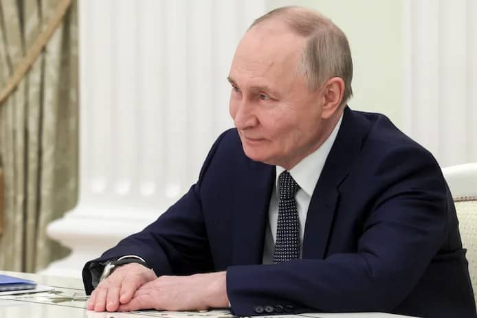 🇷🇺 La Russie annonce une réunion avec des diplomates américains “en fin de semaine” prochaine 1 🇷🇺 La Russie annonce une réunion avec des diplomates américains “en fin de semaine” prochaine