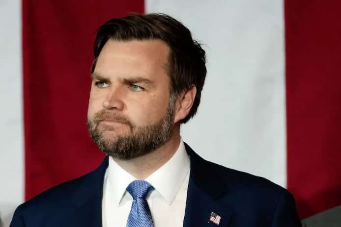 🇺🇲 Les propos “impolis” de JD Vance sur les paysans chinois provoquent la colère de Pékin 1 🇺🇲 Les propos “impolis” de JD Vance sur les paysans chinois provoquent la colère de Pékin