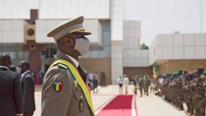 Mali: un nouveau gouvernement formé, des militaires à des postes clés