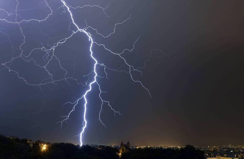 ⛈ Prévisions Météorologiques: Pluies et Orages sur Plusieurs Régions du Sénégal 1 ⛈ Prévisions Météorologiques: Pluies et Orages sur Plusieurs Régions du Sénégal